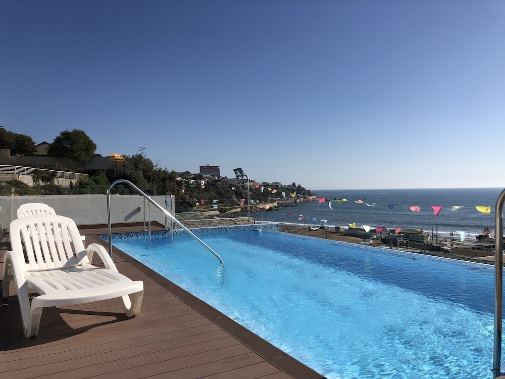 Enchanting Conc n 2BR - Private Roof Ocean View