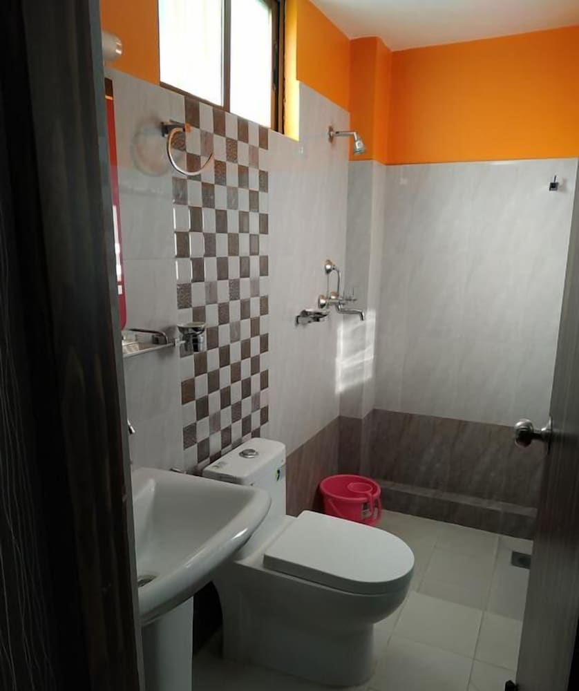 Photo 16