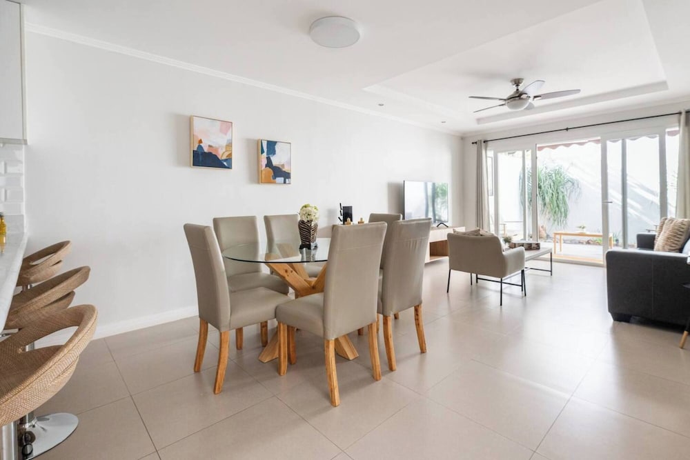 Beautiful Condo Just Steps From Avenida Escazu in an Unbeatable Location