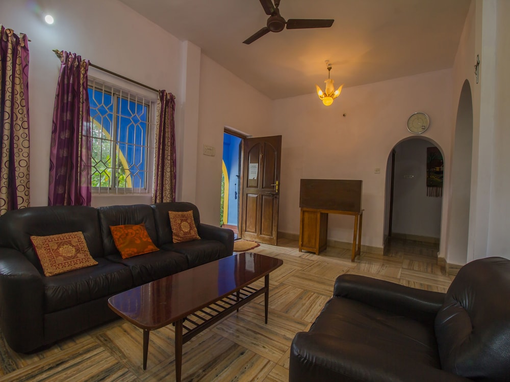 OYO 16923 Home Graceful Studio Miramar