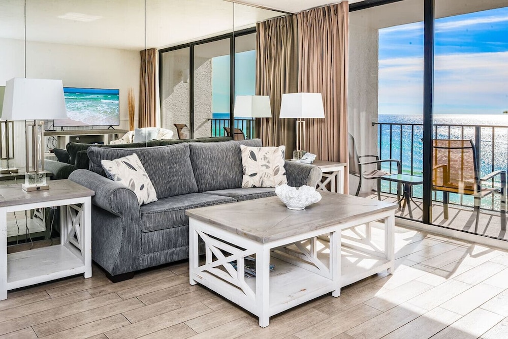 Gulf Serenity Romantic Oceanfront Edgewater T3