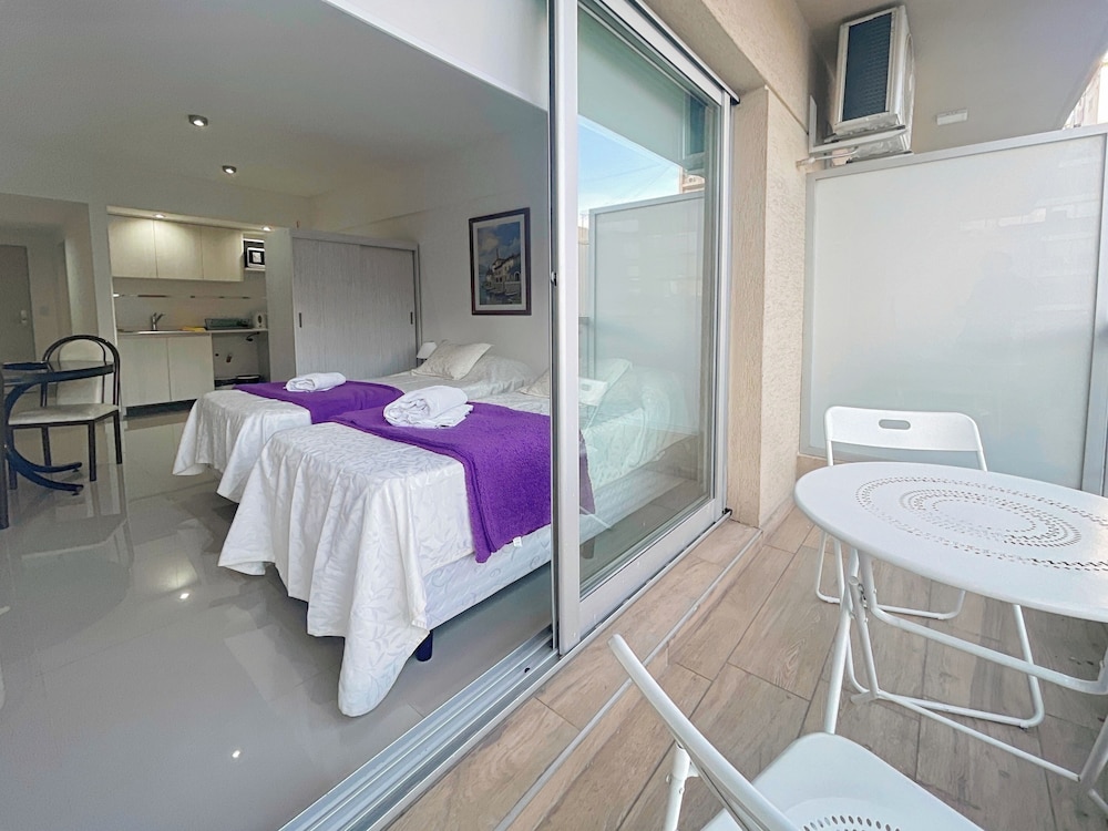 Ayres Suites Moreno