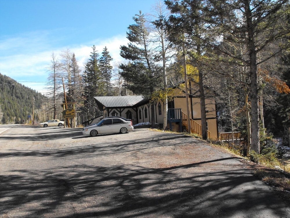 Amizette Inn and Restaurant