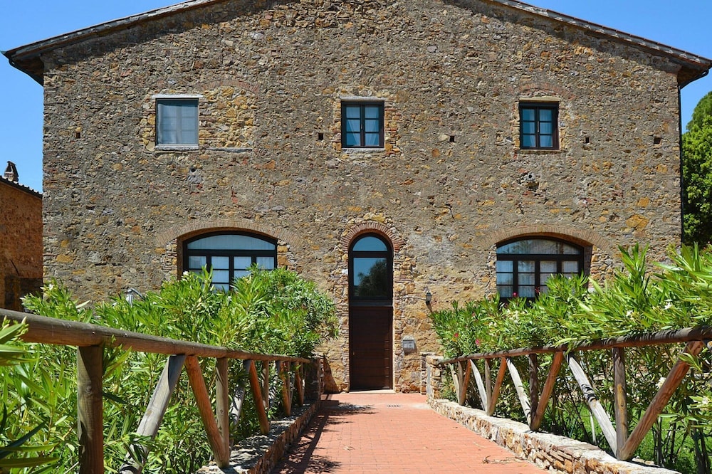 Apartment in Campiglia Marittima