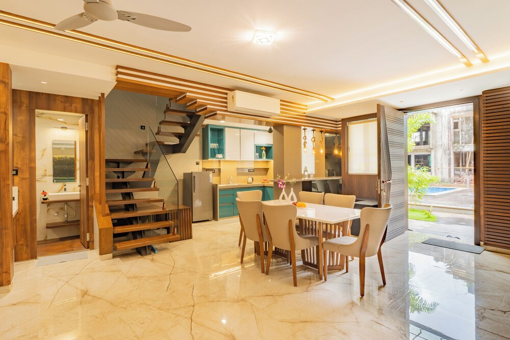 Alaya Stays - Imperial Calista 4BHK near Khandala Hills