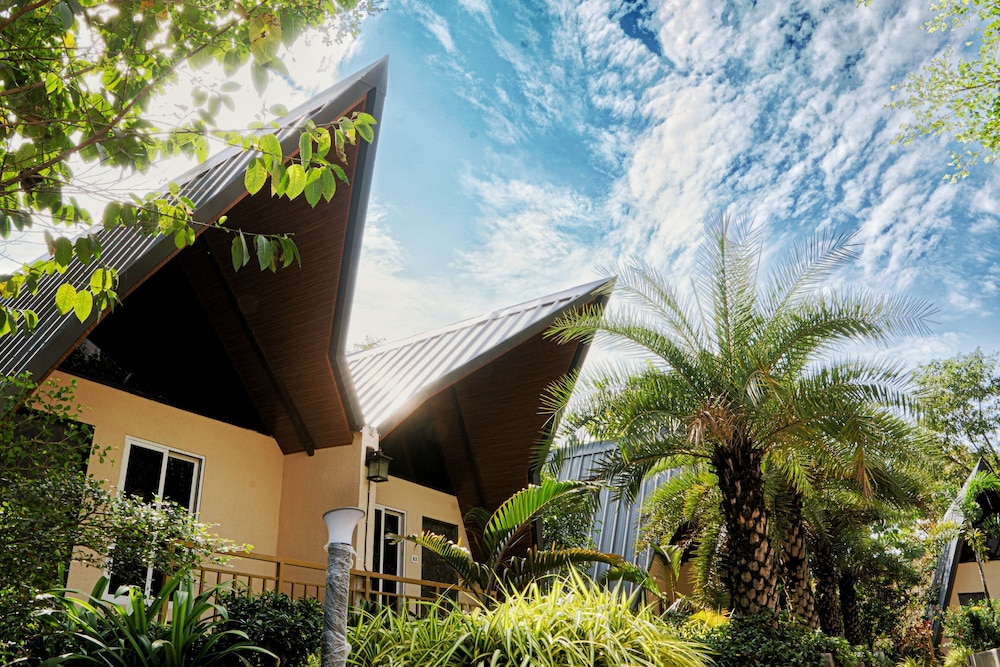 Bird's Nest Resort - Shahapur