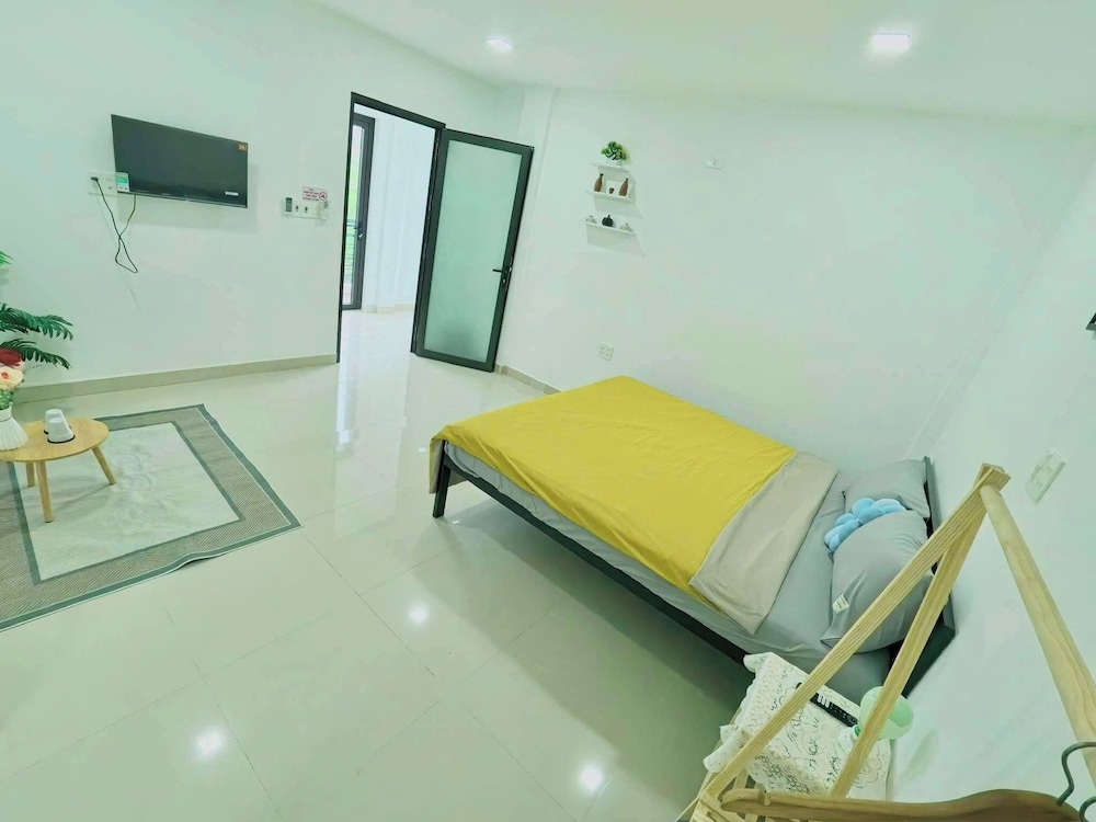 TORI HOMESTAY
