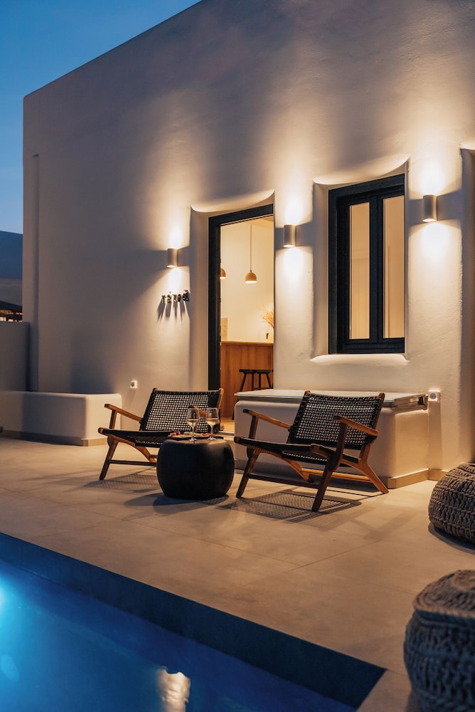 Erthā Suites with private pools