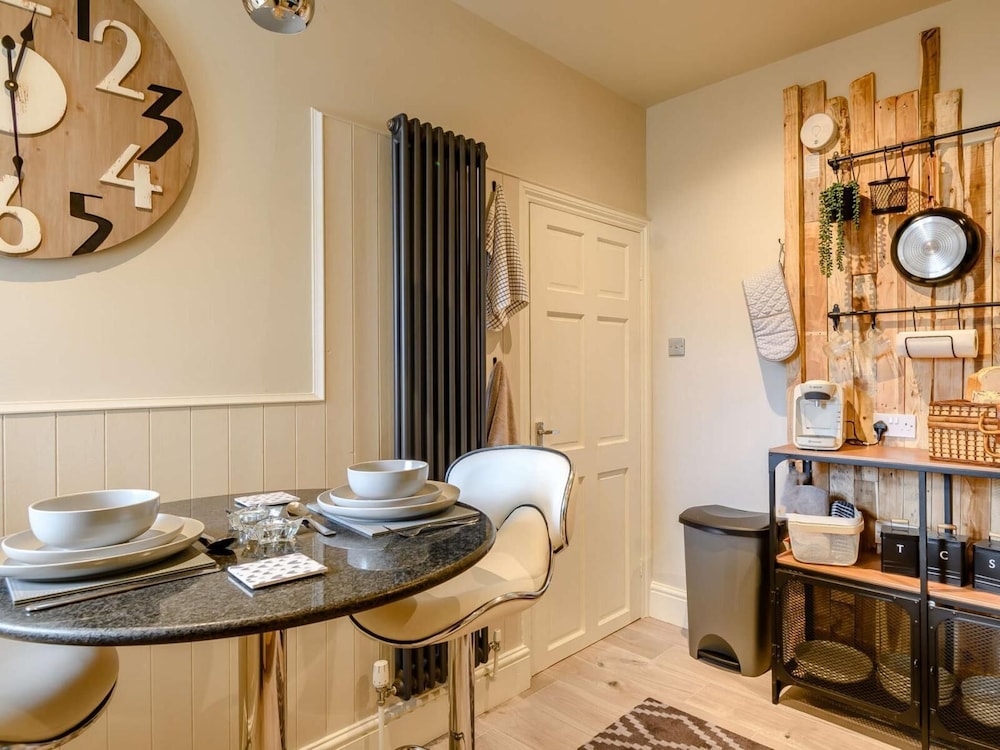 Nirvana Apartment Sunniest Spot in Scarborough