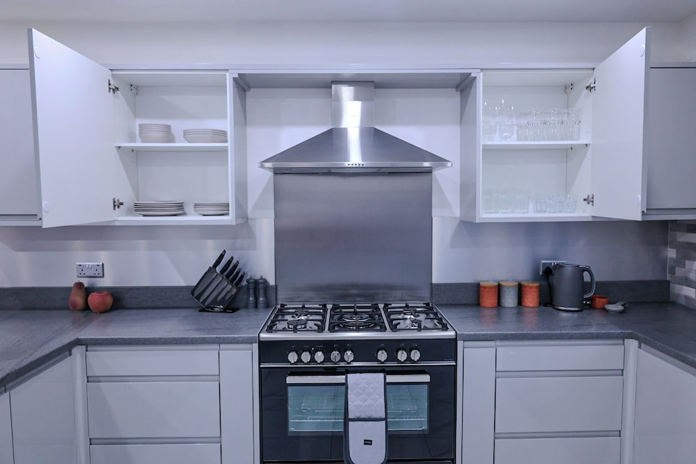 Sleeps17 Bliss 7-bedroom Luxury Escape Birmingham