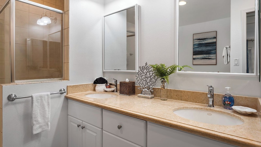 Luxury - Gated Community - Experience Paradise! - Vrkcv