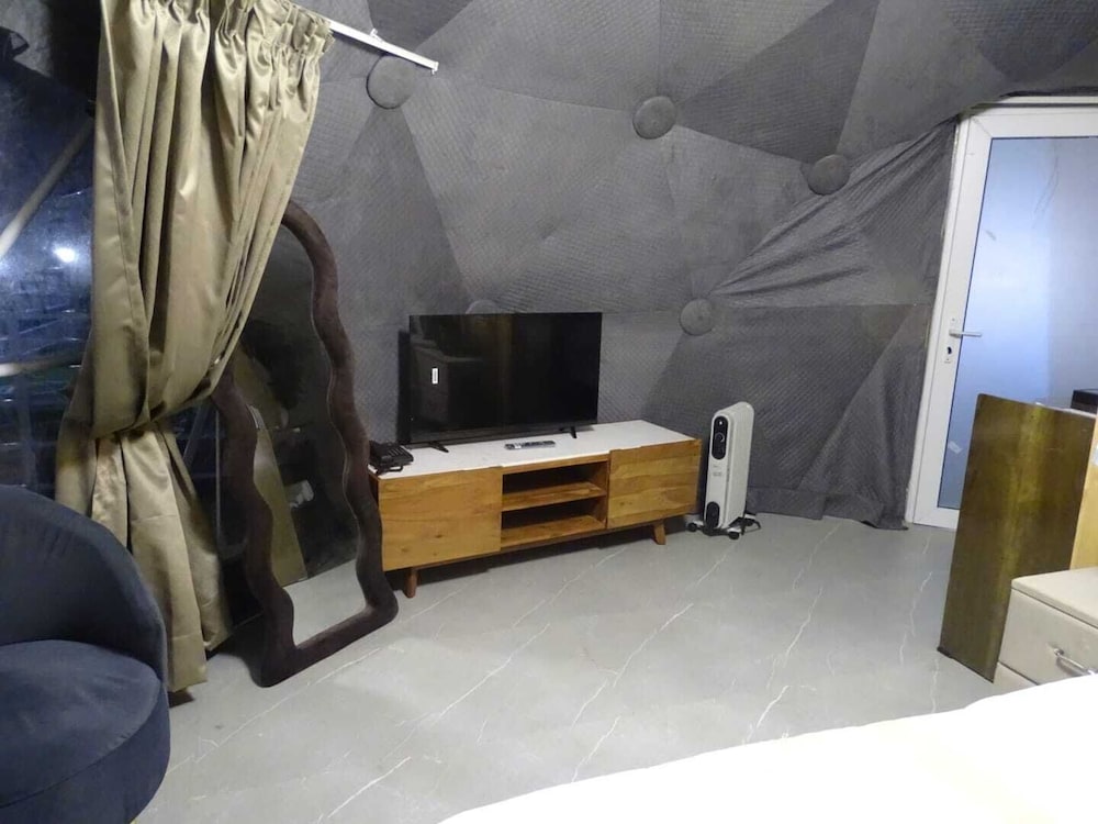 Shiku Glamping Stays
