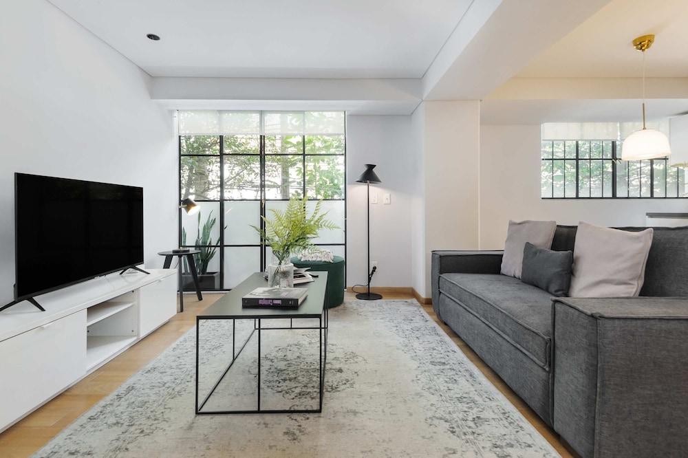 w Amazing 2BR in Roma Norte — Mexico City
