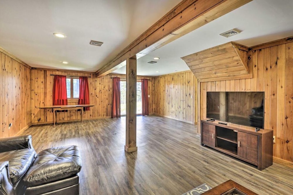 Equestrian House Suites