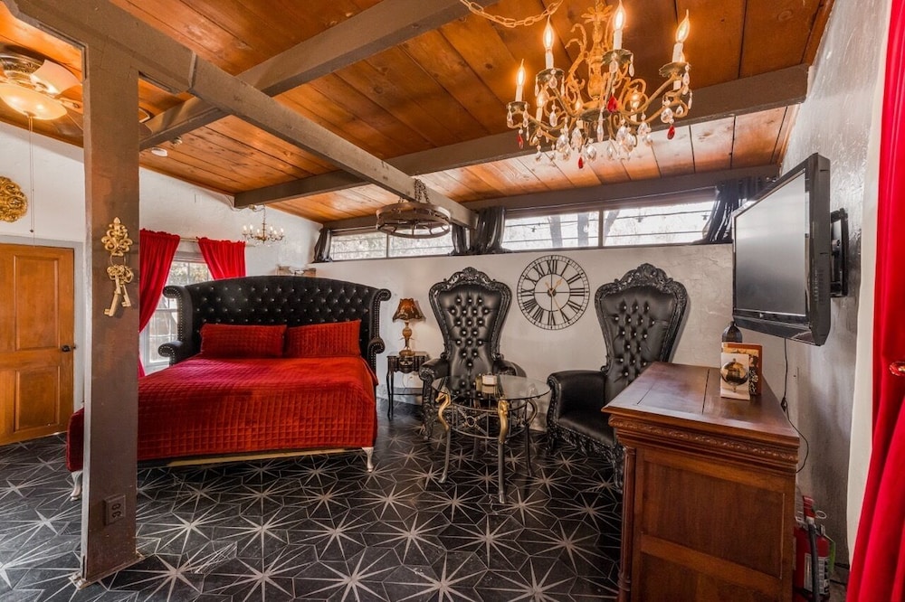 Cliff House Lodge B&B