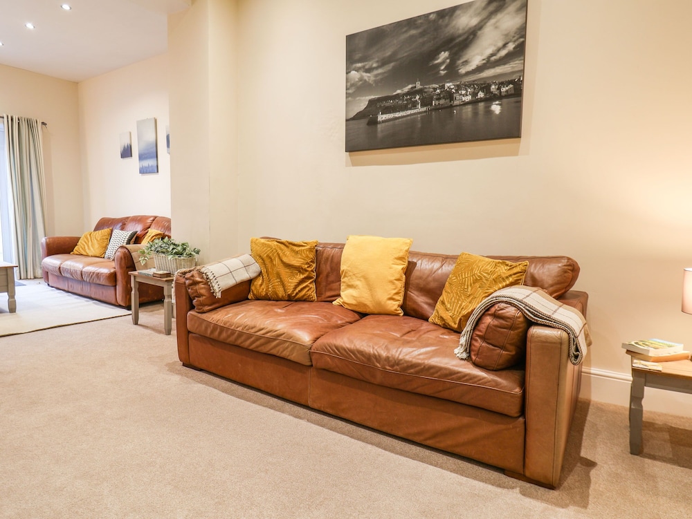 4 Normanby Terrace