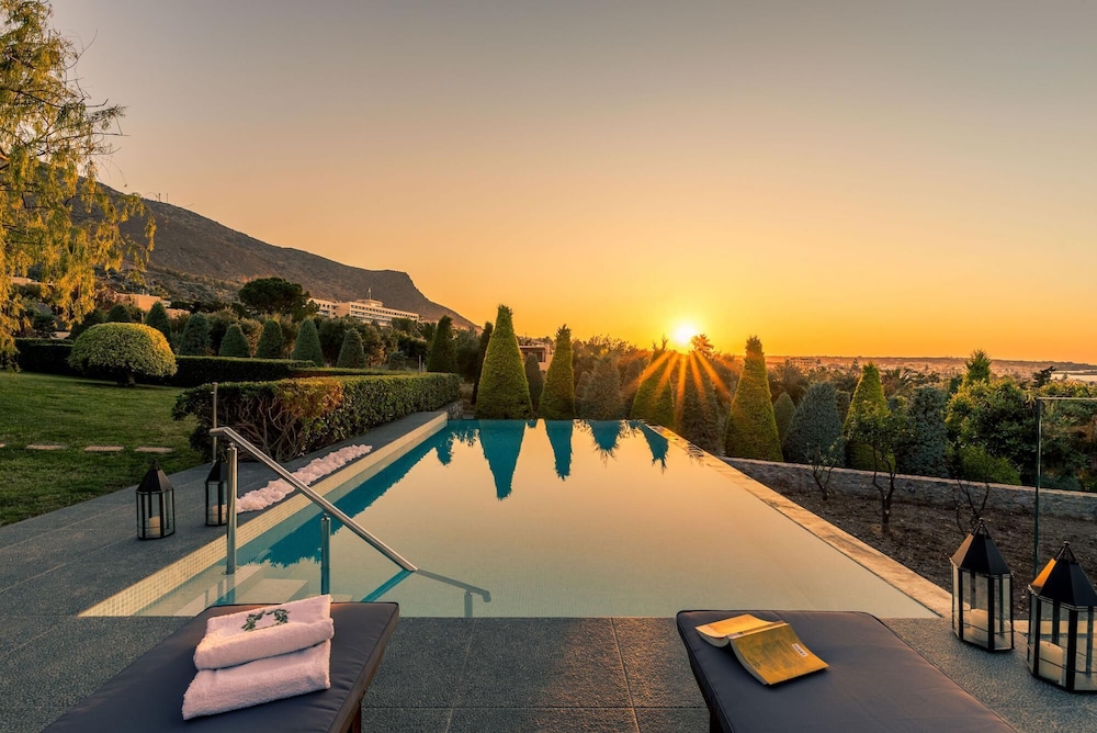 Luxury Villa Golden Crest With Private Swimming Pool photo 2