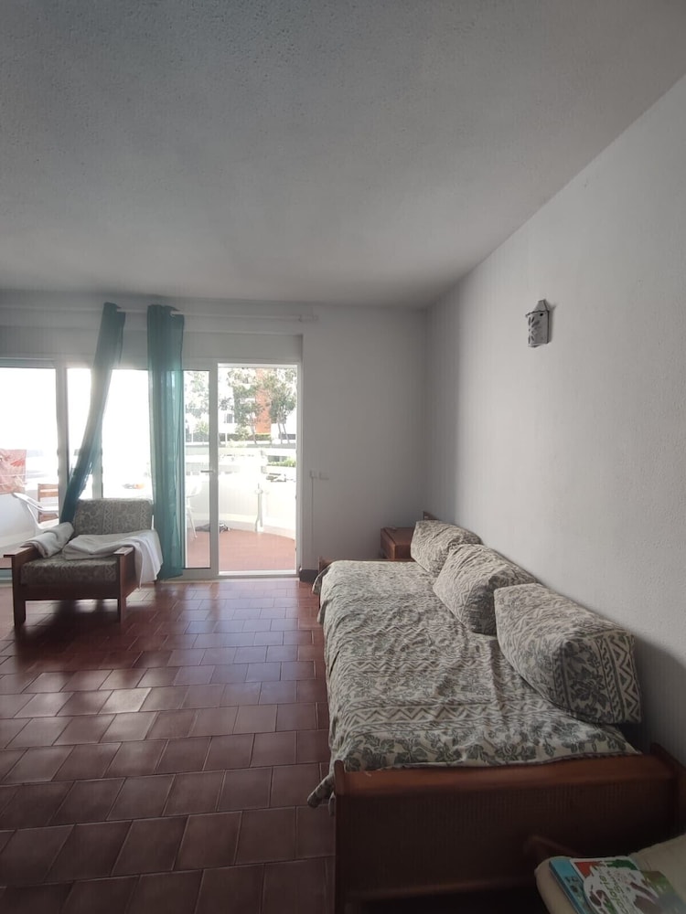 Torre Verde Balcony Pool View Flat