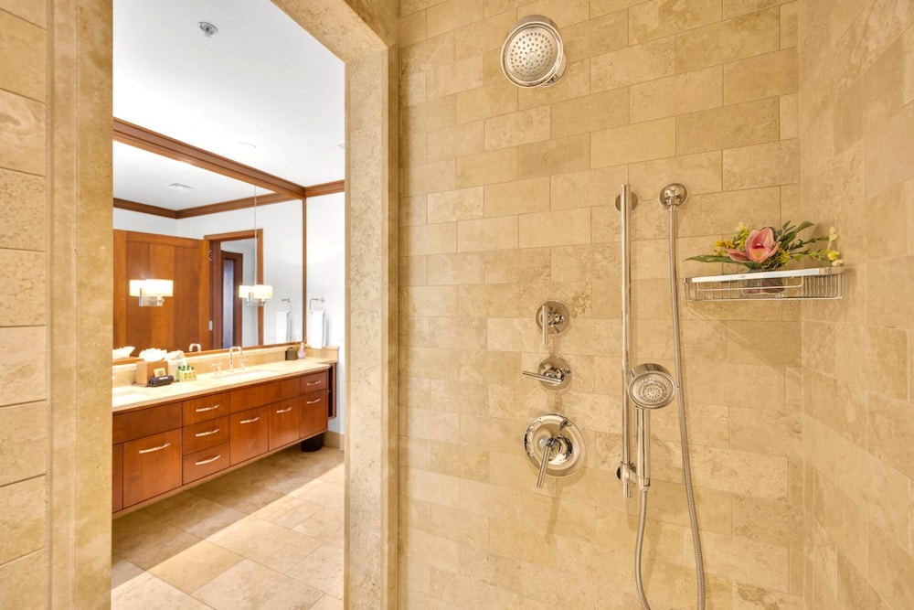 KBM Resorts Free CAR Luxury Oceanfront Villa at Montage Kapalua Bay Private Lanai and BBQ Mon-5203