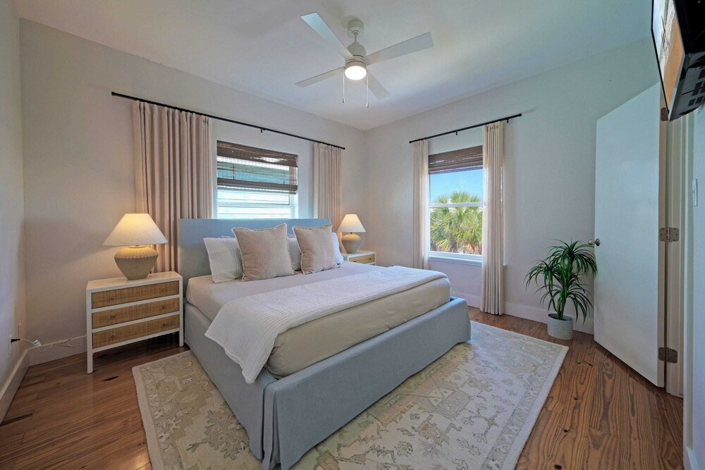 Coastal Escape w/ Pond Views + Pool Access Grahams Getaway by Avantstay