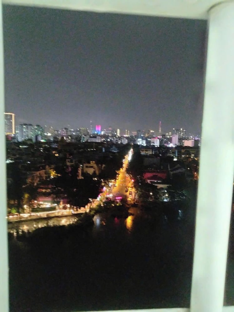Sky Garden 3 Apartment by Diamond Suite