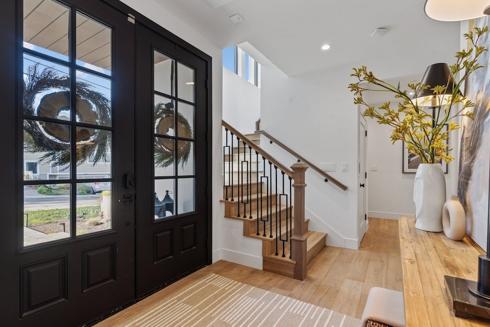 Ocean Whispers 4 Bedroom Home