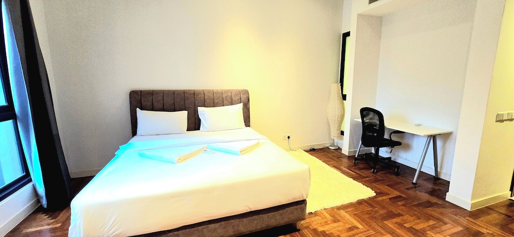 The Mews KLCC By Service Apartment