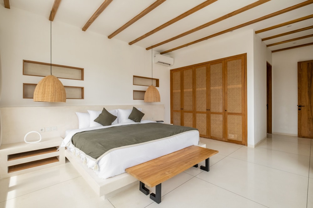 Mr Mrs W Bingin by Alfred in Bali - Brand NEW 3BR Tropical Villa Near Bingin Beach