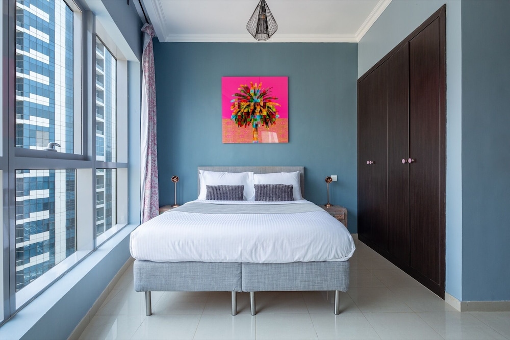 Mesmerizing 2BR Apartment in Dubai Marina