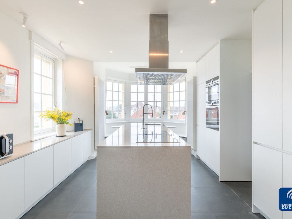 Beautiful Normandy Villa in an Exclusive Location