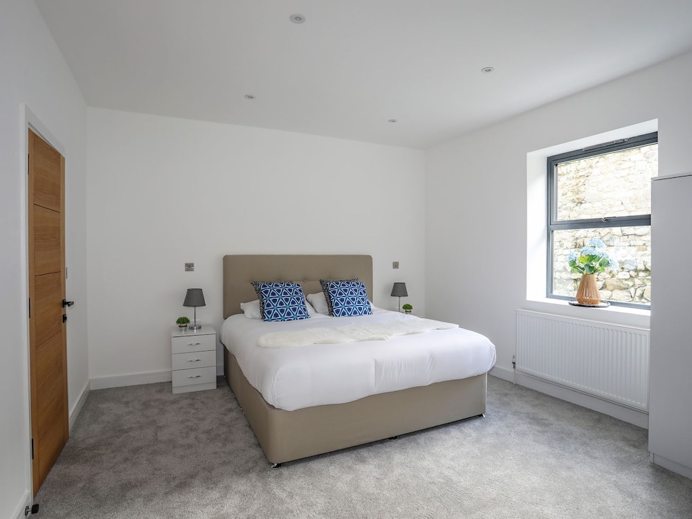 Bryn Min Manton Apartment