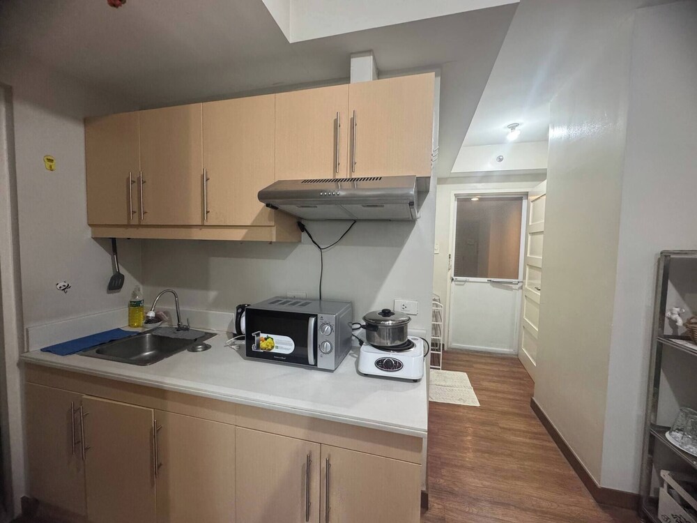 Flair Towers Condo Near MRT Bonifacio and Shaw Within Greenfields