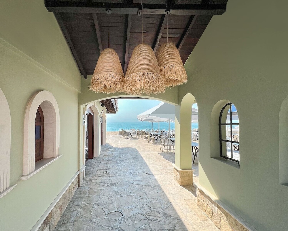 GRIFID Moko Beach - Ultra All Inclusive