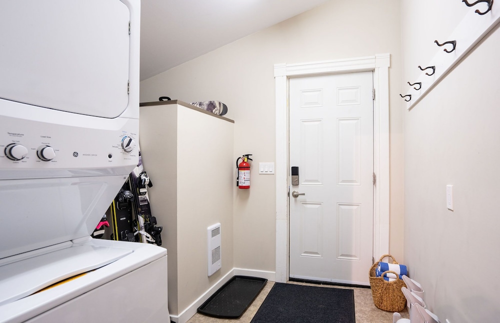 509 Mackenzie by Revelstoke Vacations