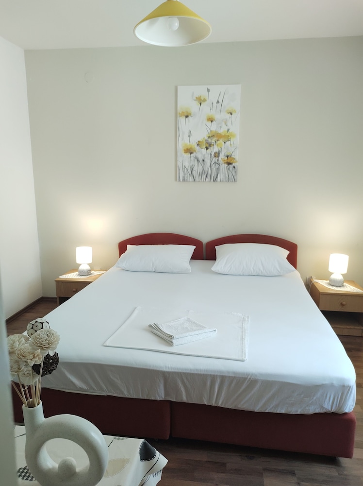Anna Guesthouse