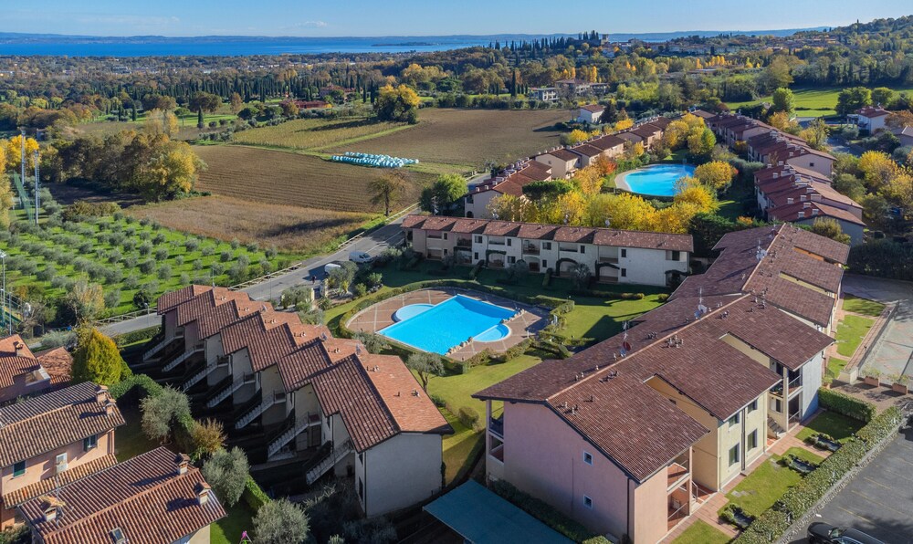 Le Giare PT-7 by Wonderful Italy view 3