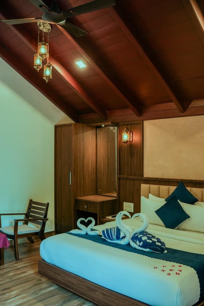Silver Oak Resort Wayanad