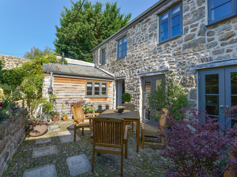 Newton Abbot Vacations - Dairy Cottage - Property Image 3