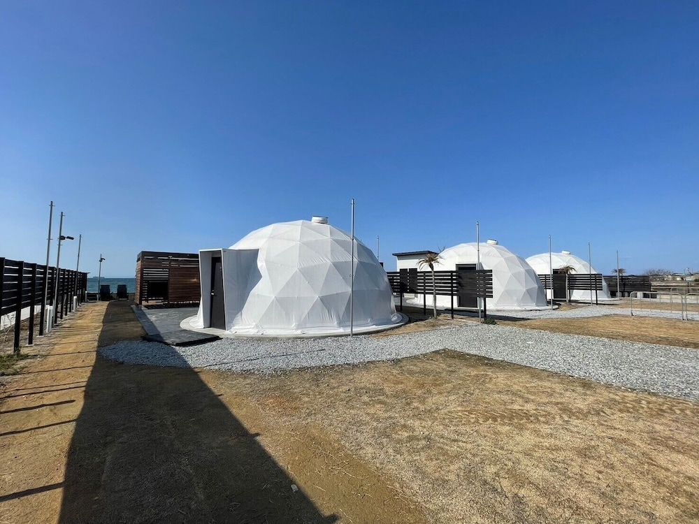 Hotel EIGHT POINT RESORT AWAJISHIMA - Glamping - Image 1