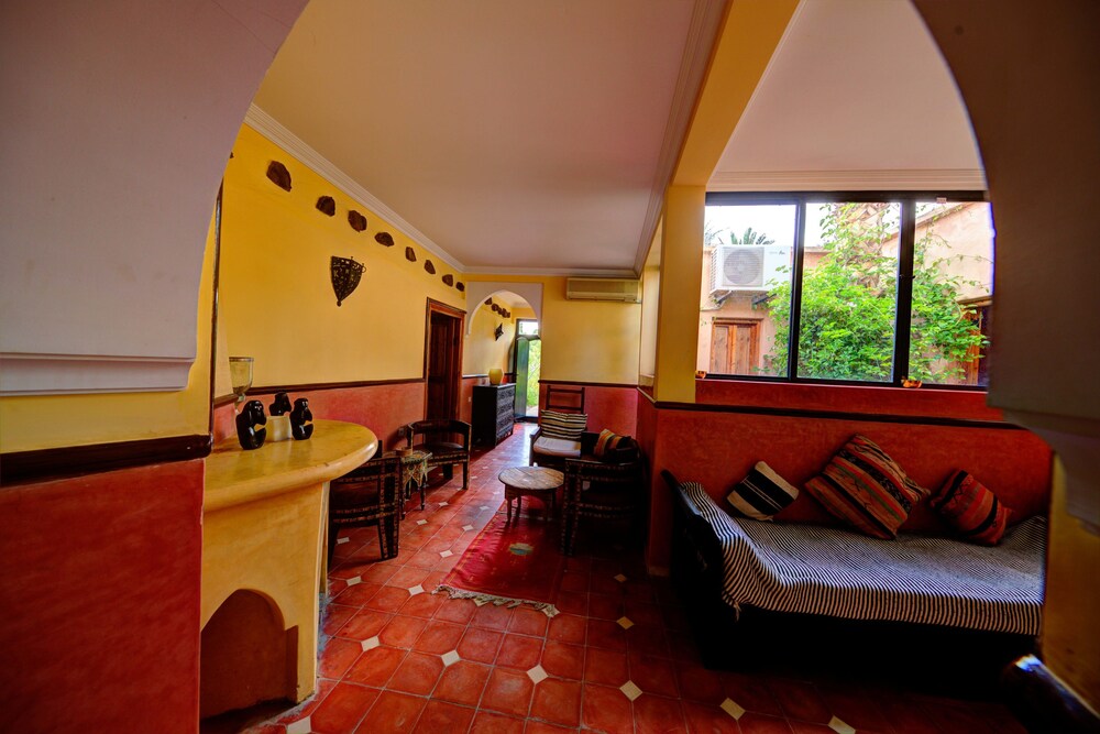lounge
