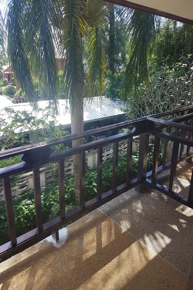 Baan Chai Lay Apartment