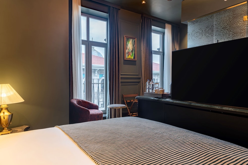 Orient Occident Hotel Istanbul, Autograph Collection 32