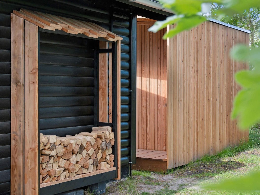 5 Star Holiday Home in Rodby