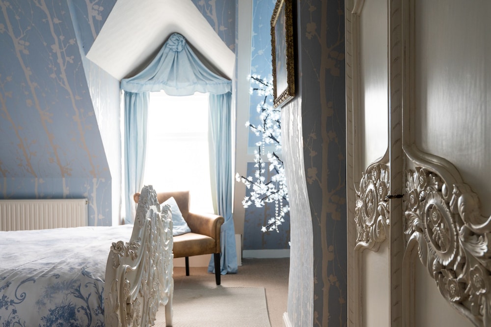 Enchanted Manor