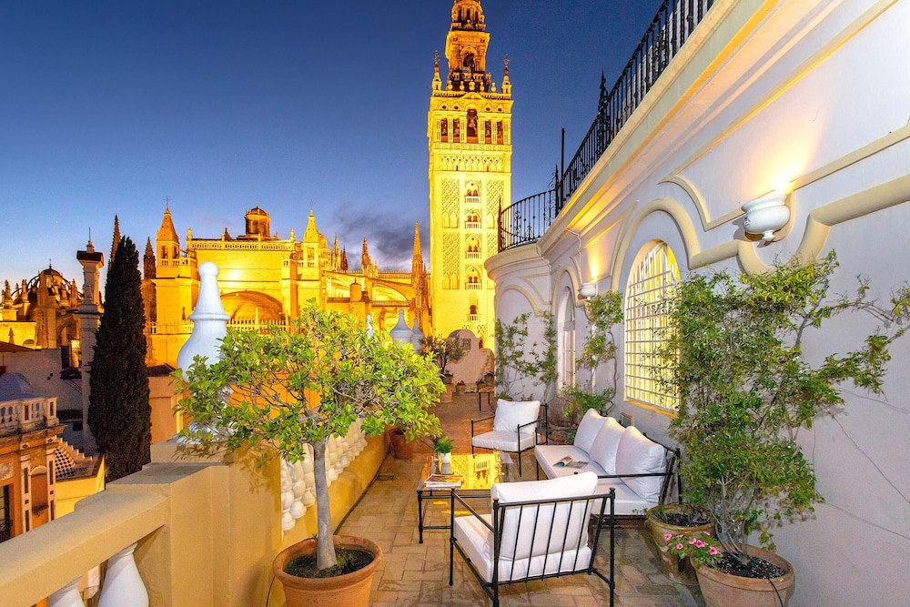Unique Penthouse Giralda Views. Virgen de los Reyes