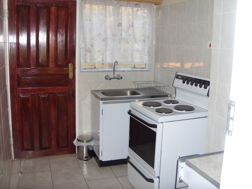 Mosi-O-Tunya Executive Lodge