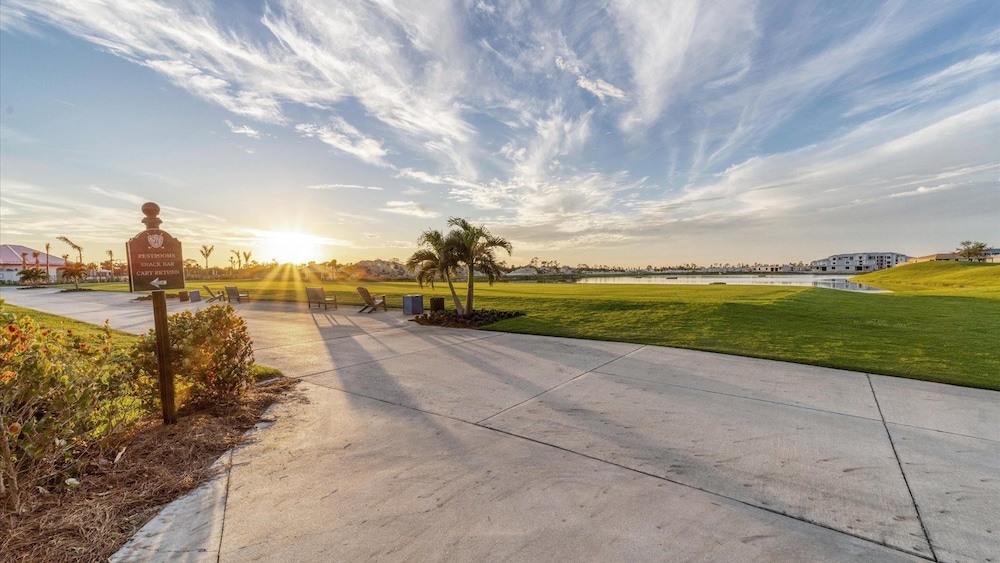Punta Gorda Vacations - 14151 Heritage Landing Blvd - Property Image 6