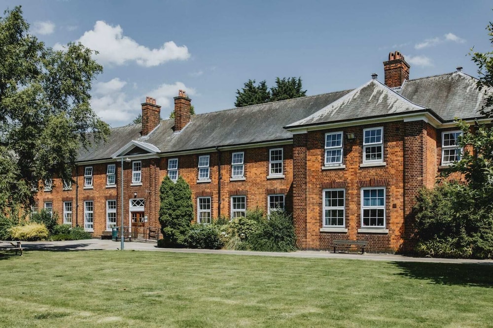 Bonington Student Village