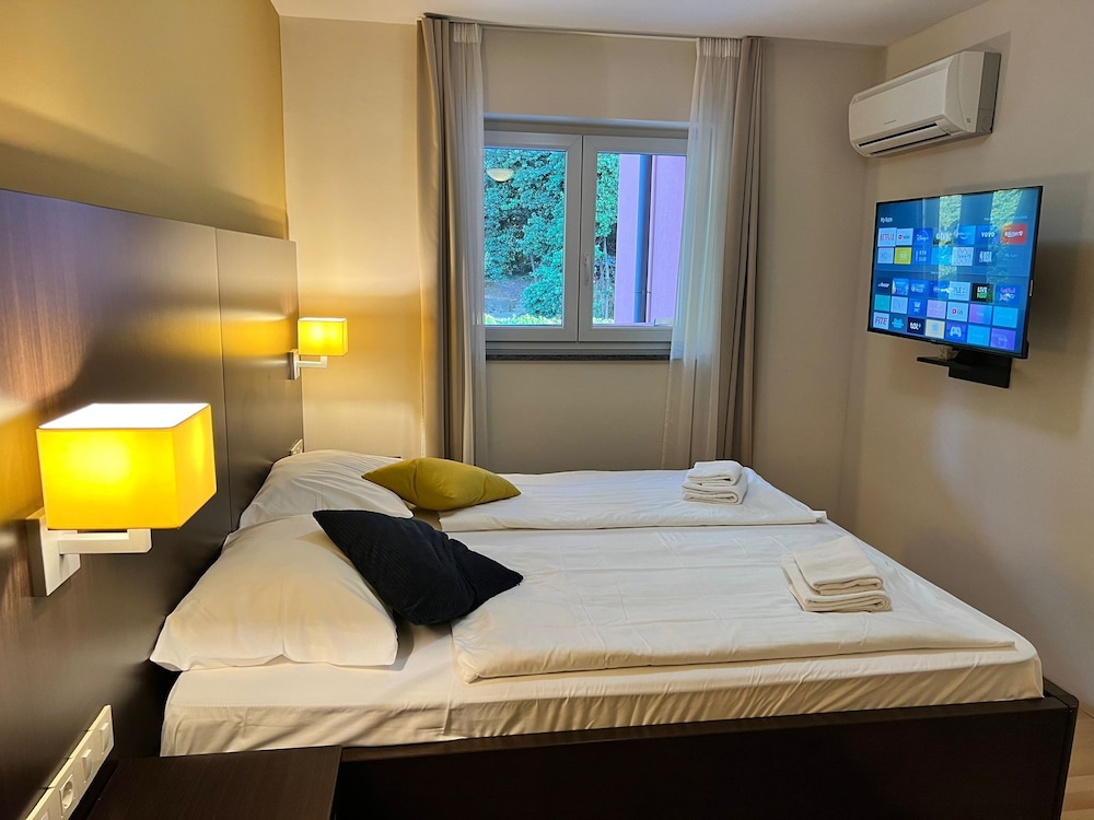 Marina Portorož Family Friendly Apartment 1
