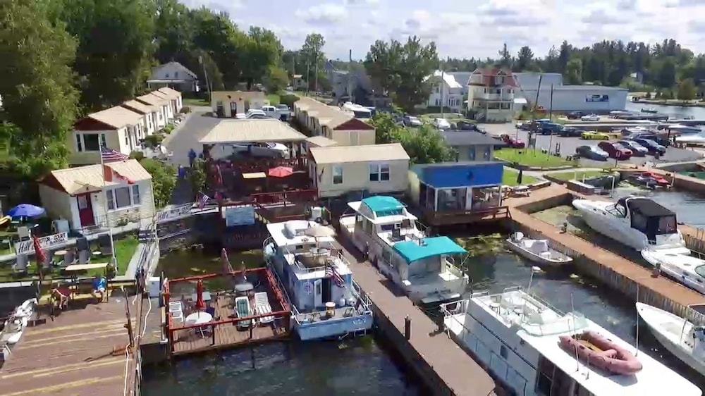 Hills Motor Court Marina - Property Image 19